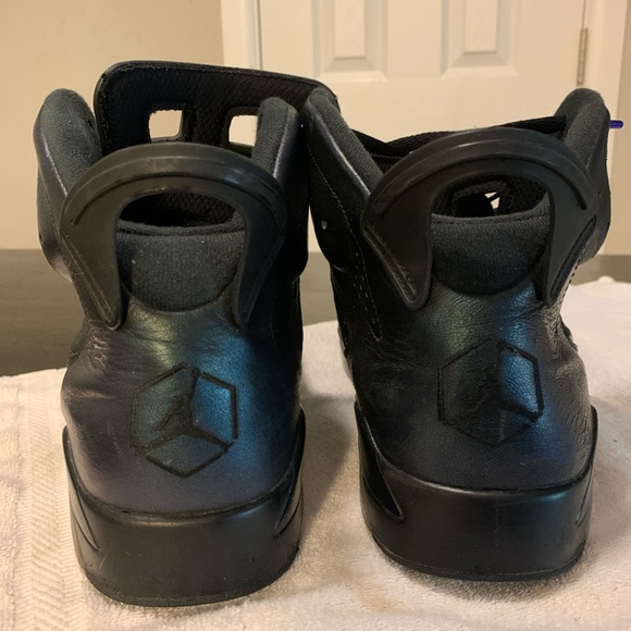 Air Jordan 6 Retro - Picture 6 of 8